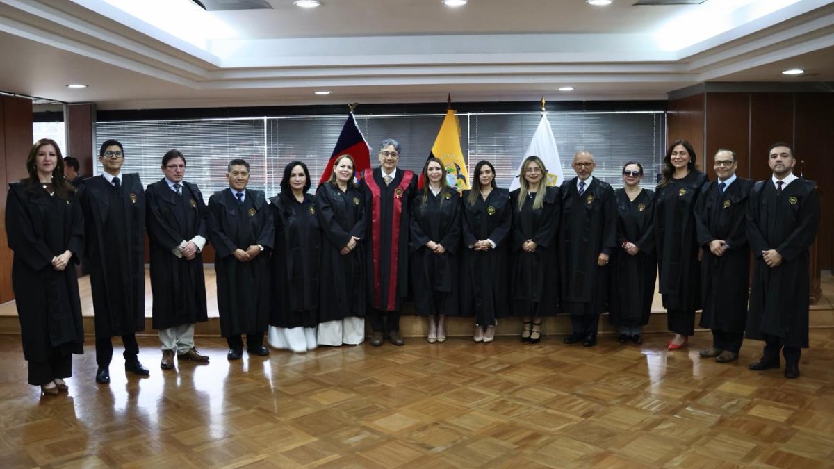 Marco Rodríguez, presidente encargado de la Corte Nacional, junto a la plana de jueces.