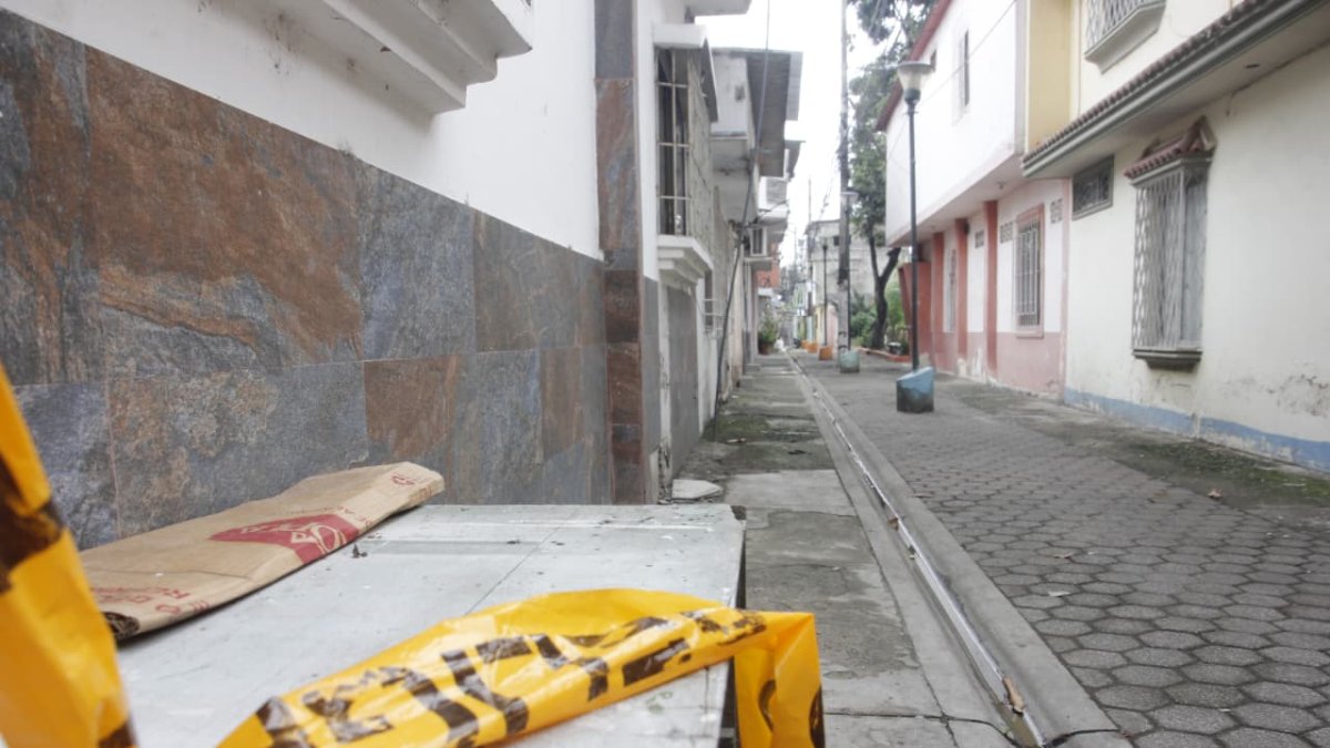 Dos personas fueron asesinadas durante la madrugada de este miércoles.