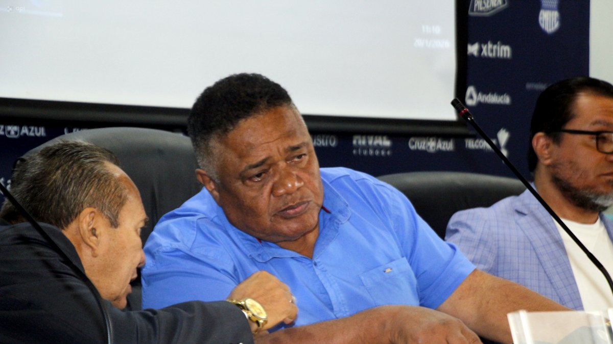 Jorge Guzmán denunció su destitución como presidente de Emelec ante la FIFA y la Conmebol.