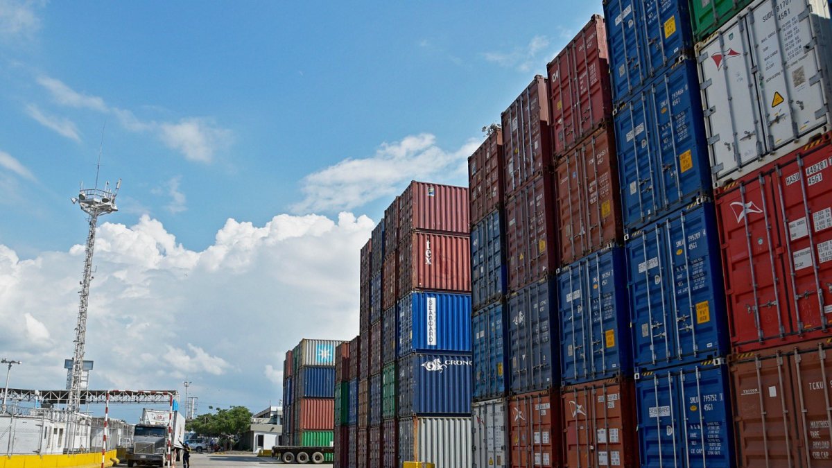 Colombia impone gravamen del 30 % a 20 productos ecuatorianos