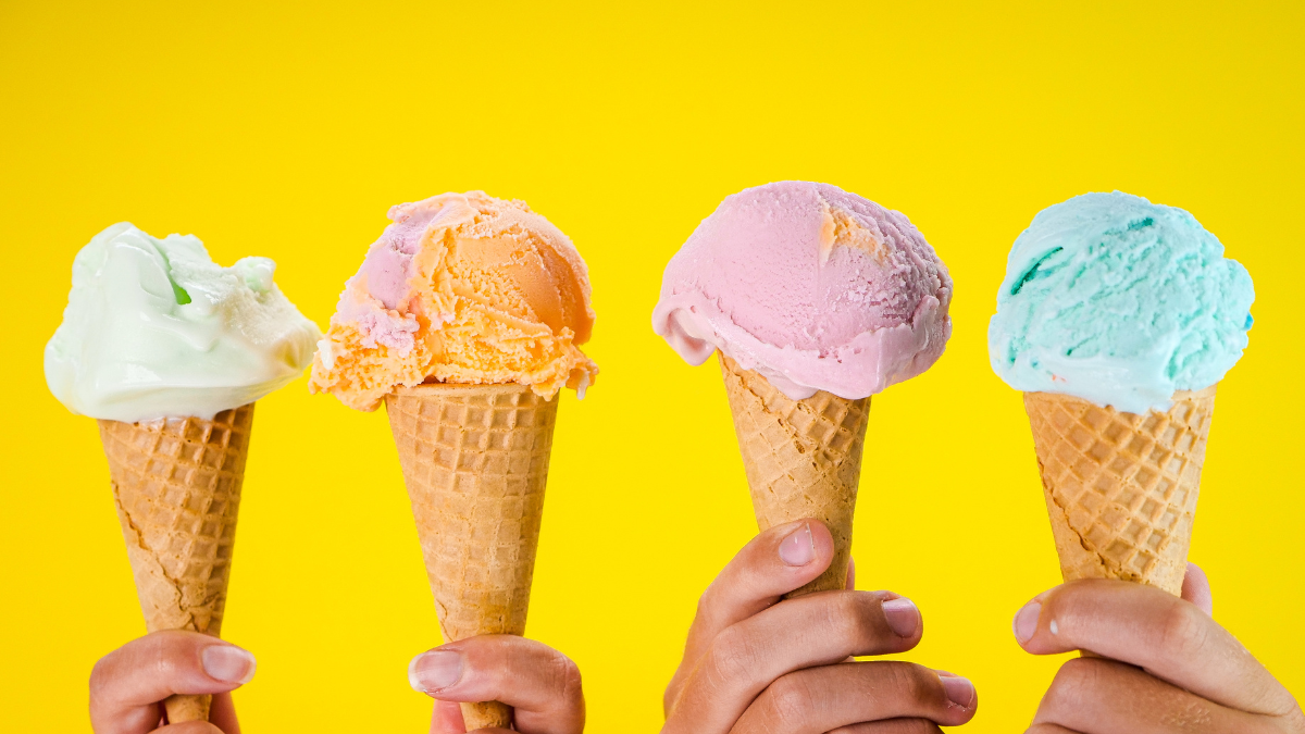 Los helados son una opción ideal para pasar el calor y disfrutar con amigos o familia.