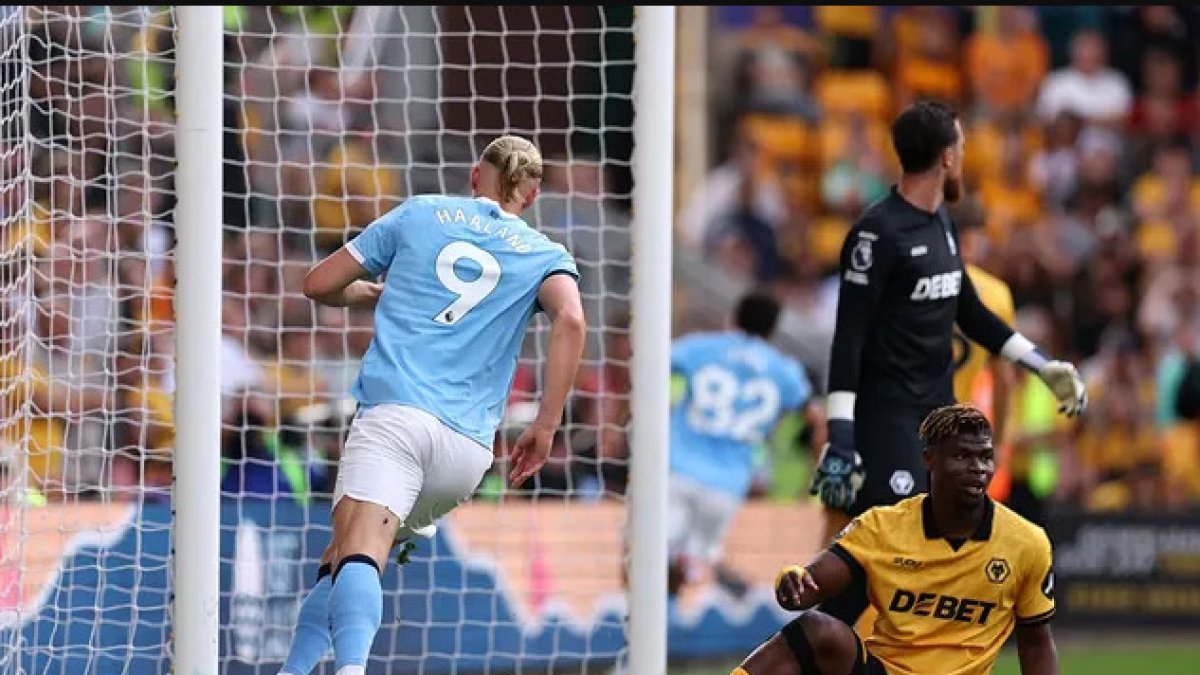 Manchester City deposita sus esperanzas de gol en el noruego Erling Haaland.