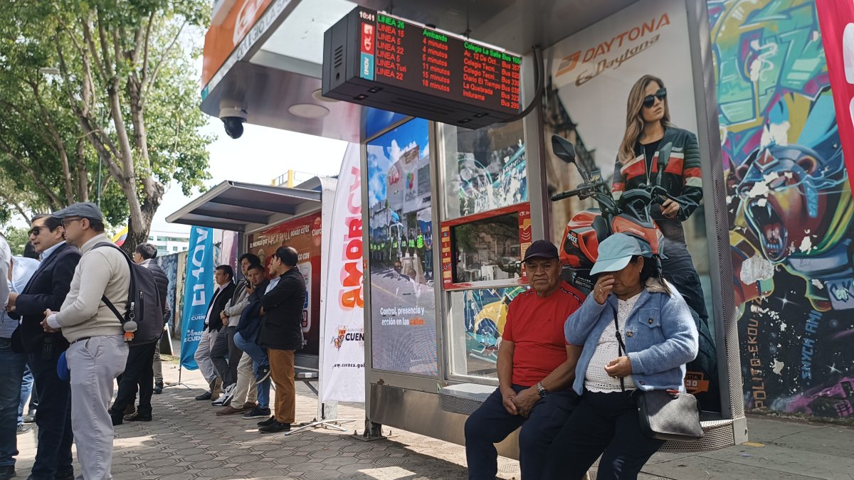 Este año se instalarán 20 nuevas paradas con sistema inteligente y cámaras de seguridad en diferentes puntos de Cuenca.