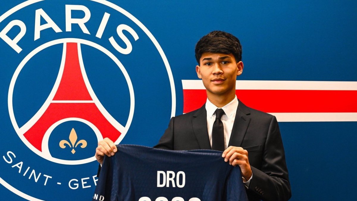 Dro Fernández fue anunciado el lunes 26 de enero como nuevo jugador del PSG.
