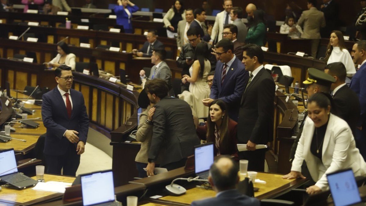 El bloque de ADN cuenta con 69 votos de su bancada.