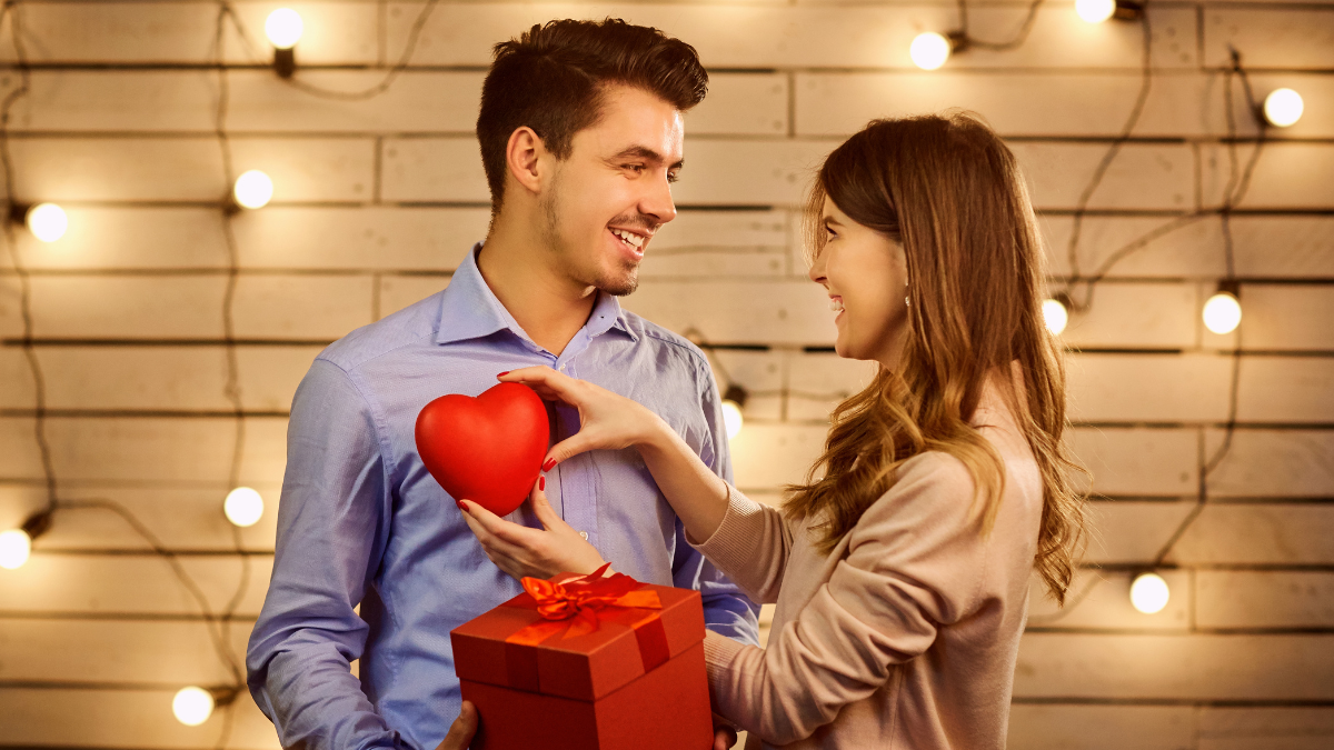En San Valentín las personas consumen más perfumes, flores y experiencias gastronómicas.