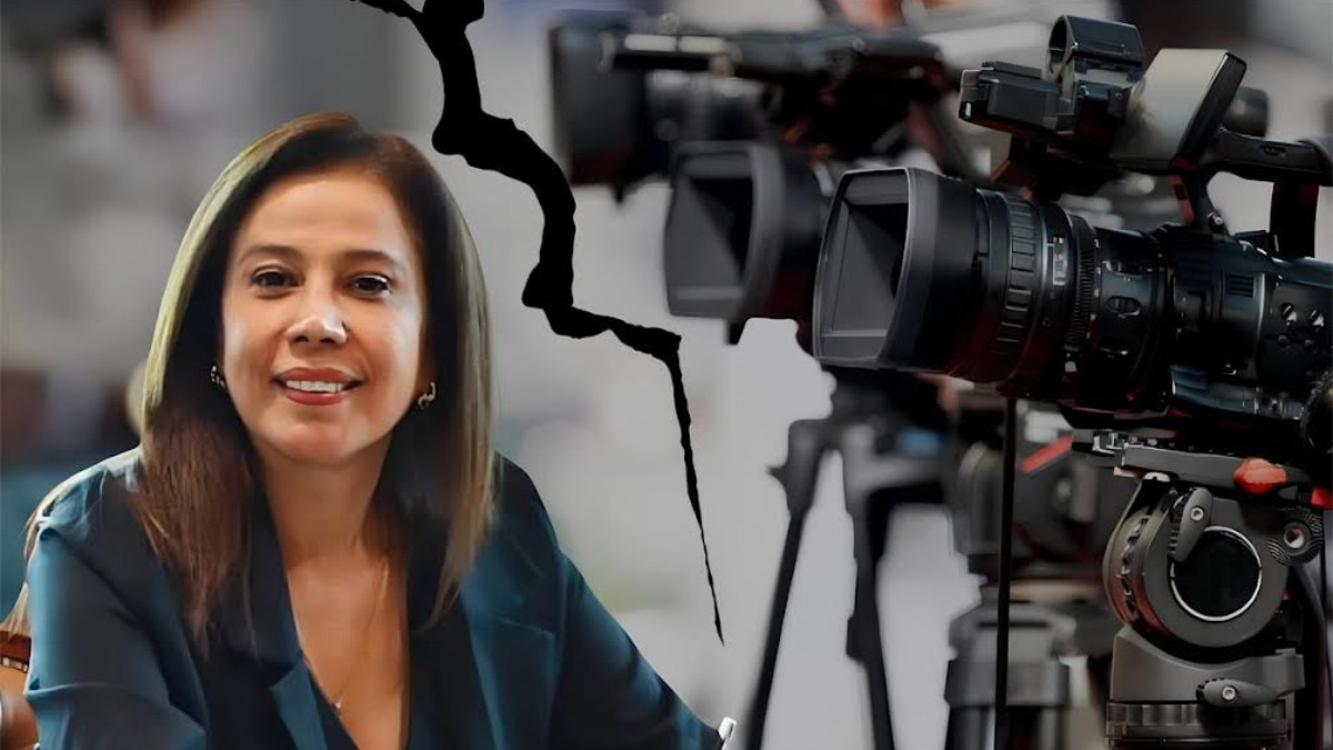 Cynthia Gellibert, secretaria de la Administración Pública y directora nacional de ADN, se declaró enemiga de los medios de comunicación.