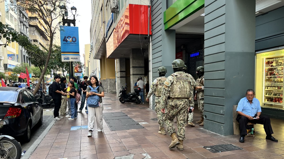 De acuerdo con datos del portal de la Fiscalía, en 2025, se evidencia un descenso de las noticias del delito por extorsión; en se año se registraron 16.129, en 2024 fueron 23.082.