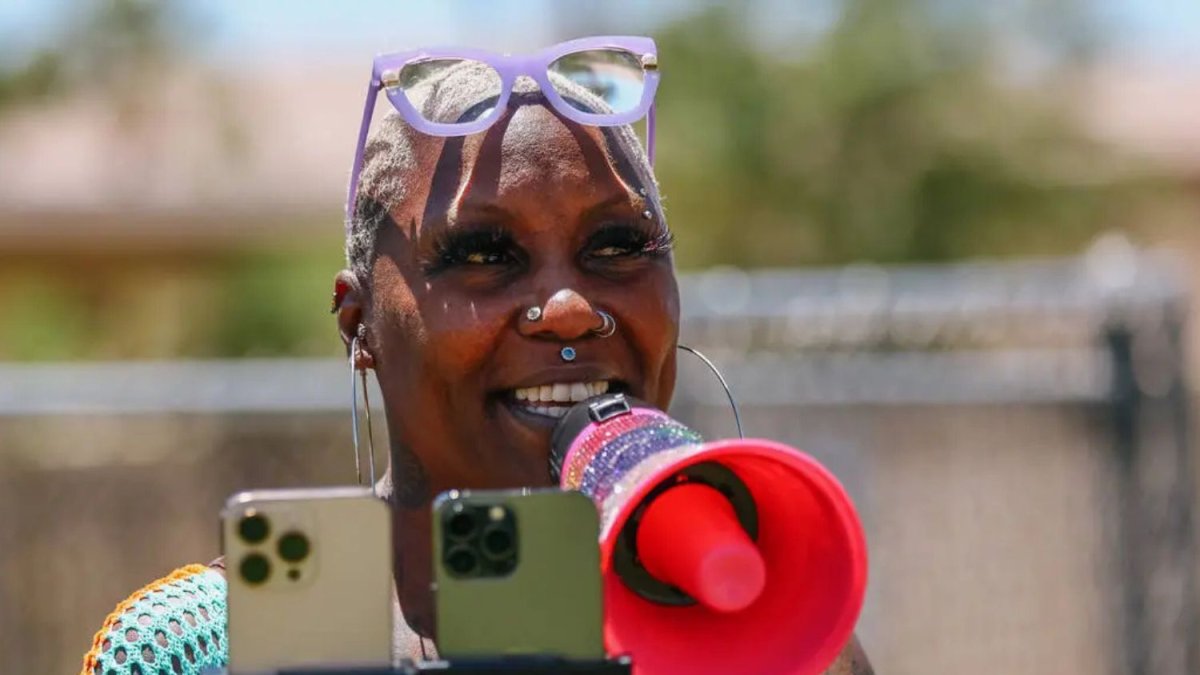 Shirley Raines tenía campañas para apoyar a los desamparados.