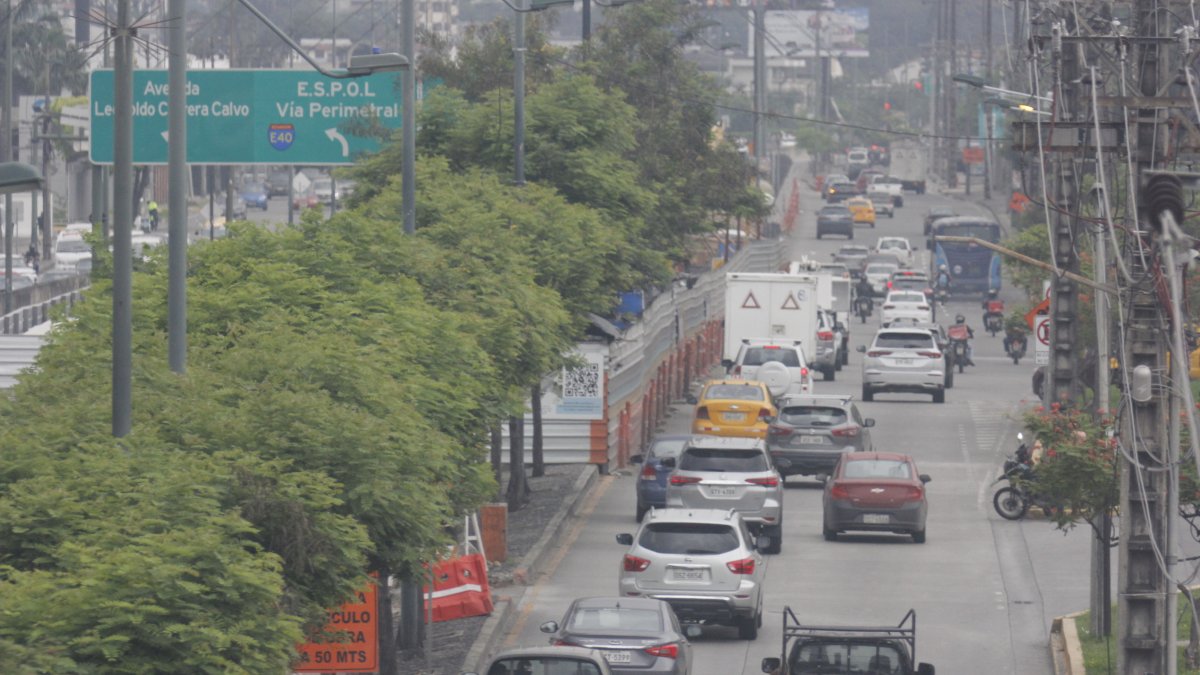 Escena. La obra se realiza en la ciudadela Los Ceibos.
