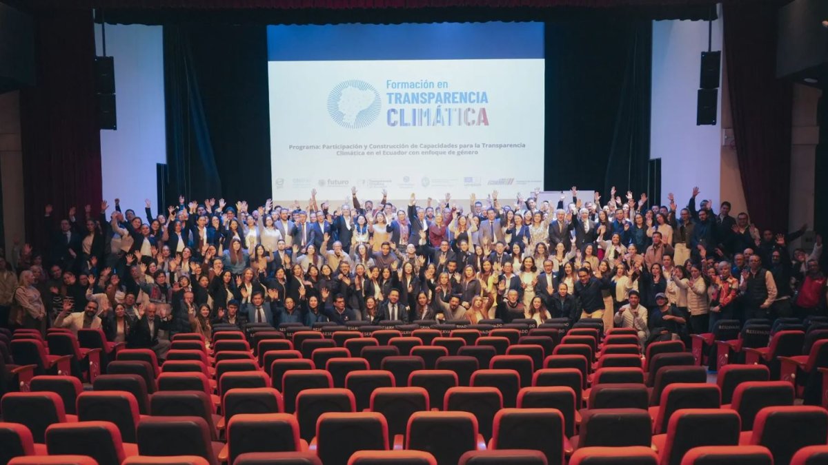 Capacitaciones. El programa climático fue lanzado en un auditorio de la Universidad del Azuay.