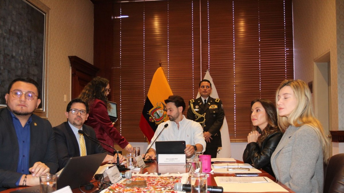 El Consejo de Administración Legislativa decidió tramitar las quejas contra dos asambleístas.