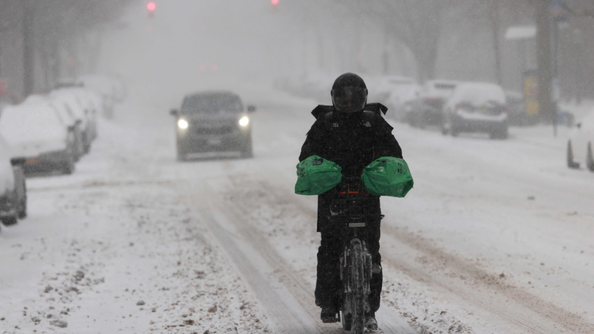 La tormenta invernal que golpea gran parte de Estados Unidos desde finales de enero ha provocado más de 110 muertes.