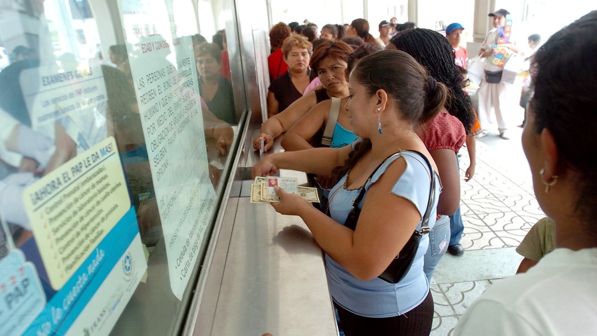 Este financiamiento permite, entre otros, contar con recursos para iniciar un emprendimiento (foto referencial).