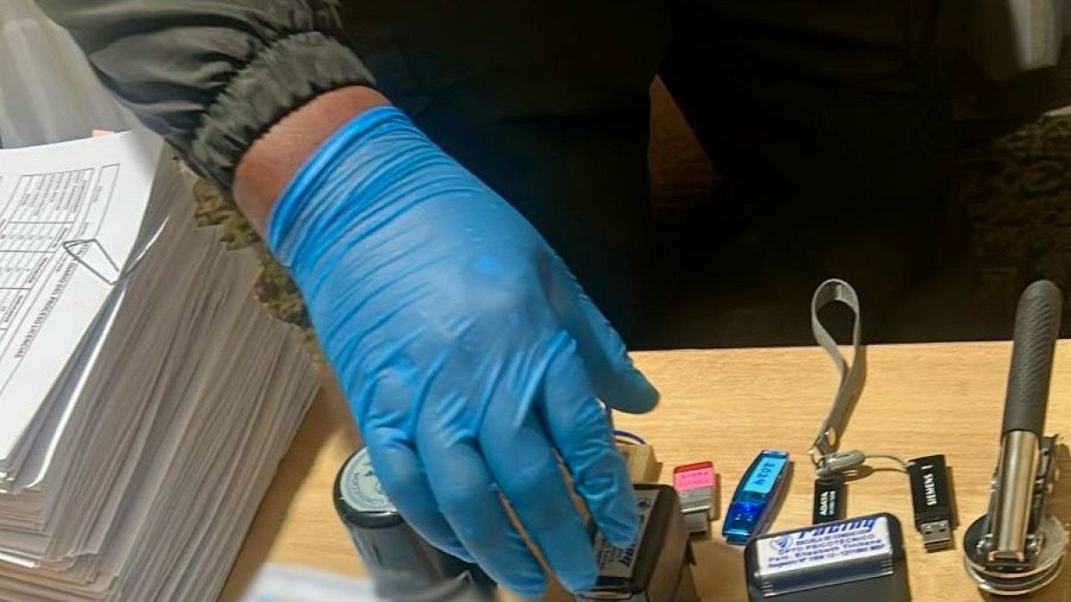 El operativo ejecutado en tres provincias del país destapó una estructura que, según la Fiscalía, operaba dentro de la ANT.