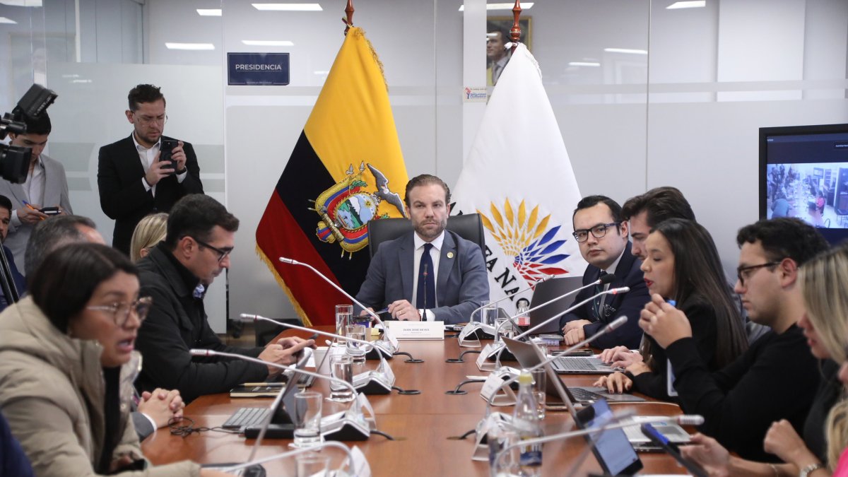 Comisión de Salud debatió observaciones al proyecto de ley sobre eutanasia.