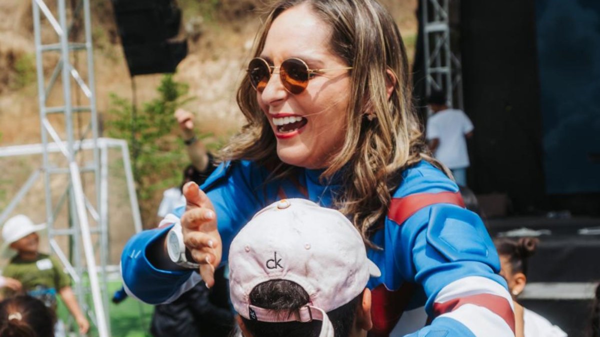 El impacto inicial del cáncer abre paso a una transformación personal que fortalece vínculos familiares, redefine prioridades y enseña a valorar cada etapa del proceso de sanación.