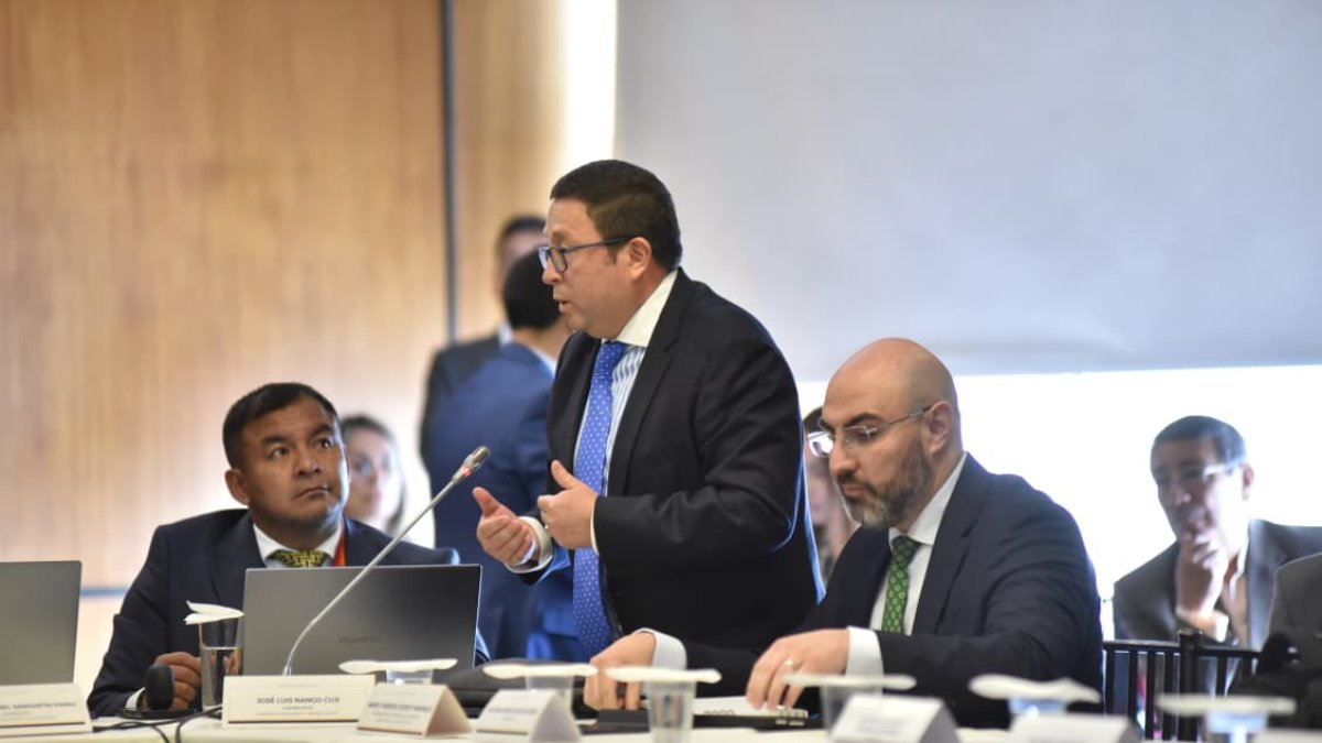 El abogado Stalin Raza es quien realiza la vocería de Mario Godoy, titular del Consejo de la Judicatura, quien enfrenta un juicio político.