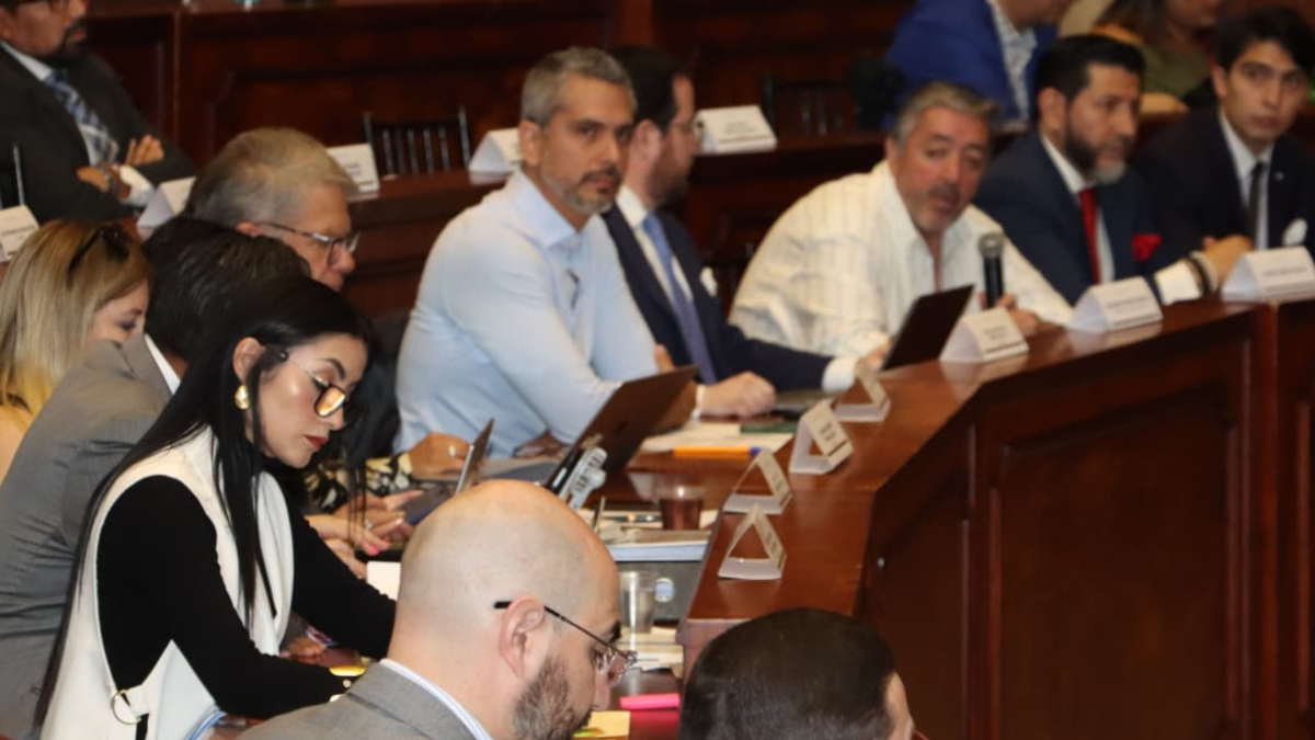 Comisión de Fiscalización durante la sesión sobre el caso Triple A