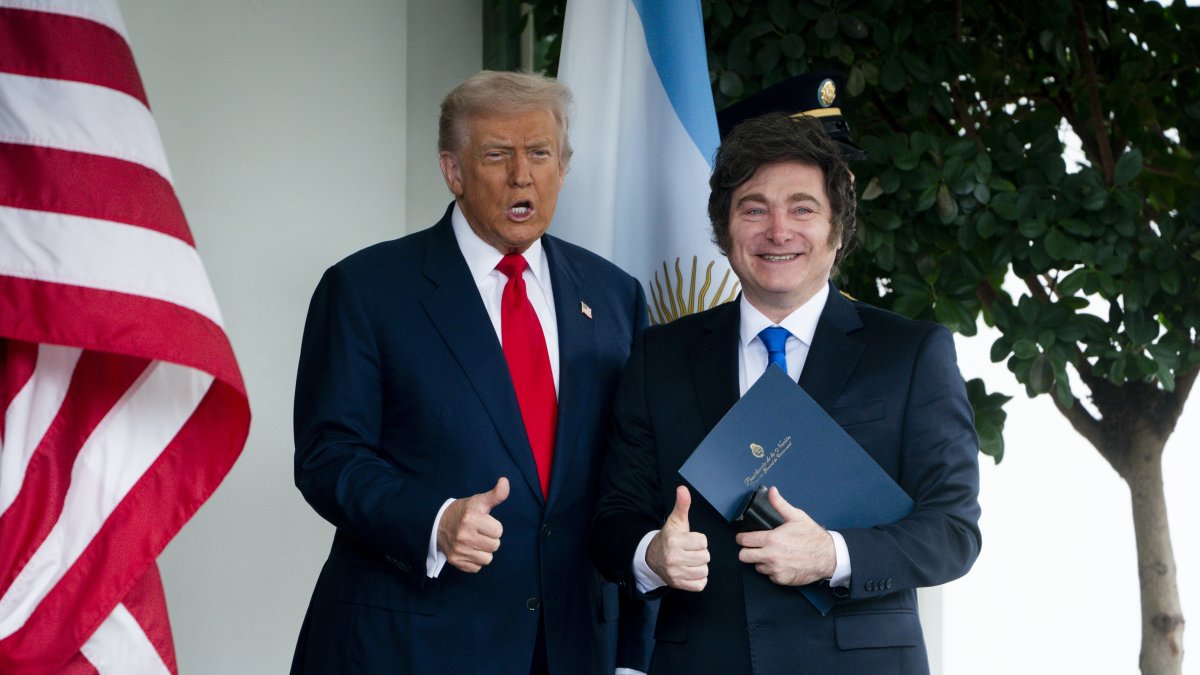 El presidente de Estados Unidos,Donald Trump y de Argentina, Javier Milei.
