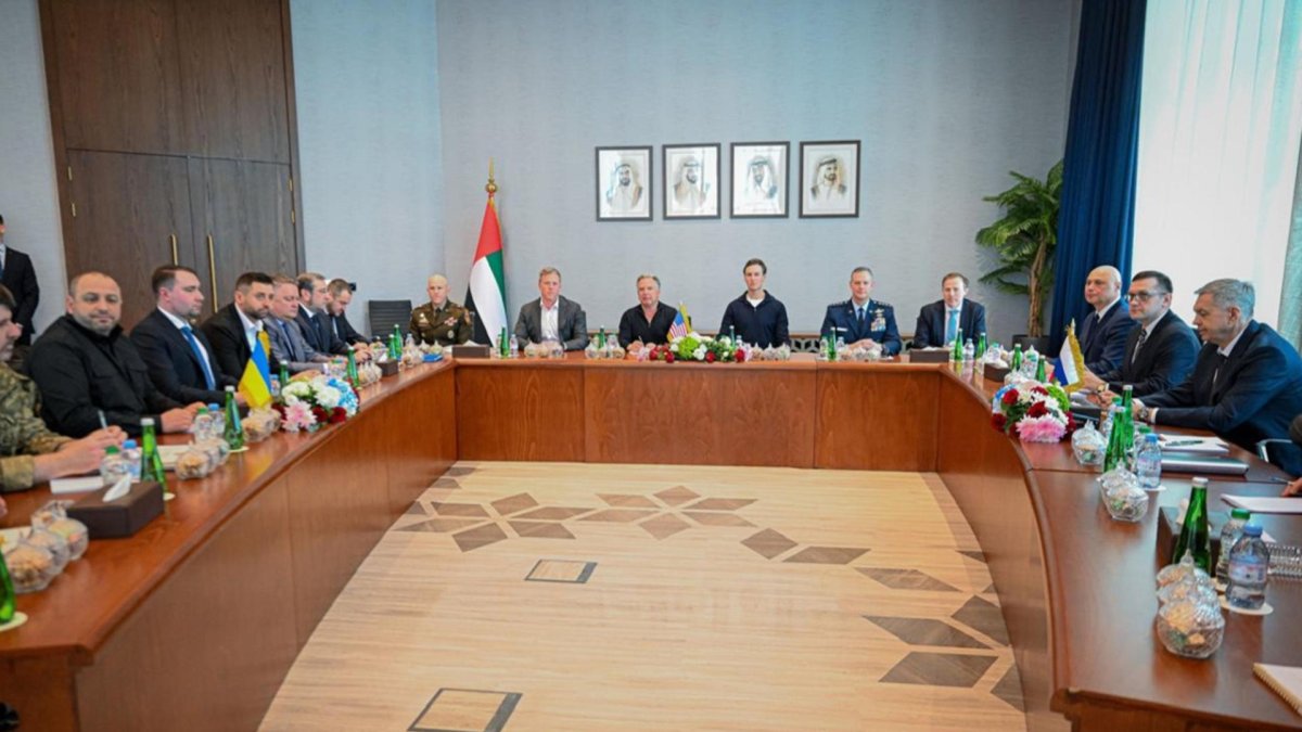 La segunda ronda de contactos trilaterales entre negociadores de Ucrania, Rusia y EE.UU. en la capital de los Emiratos Árabes Unidos, Abu Dabi.