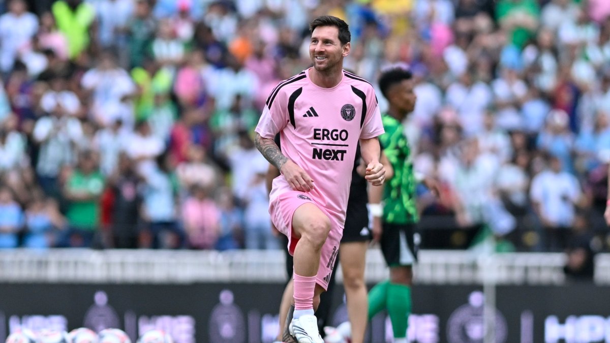 Messi en Ecuador: entre la idolatría y el deseo de que Barcelona gane el Partido de la Historia.