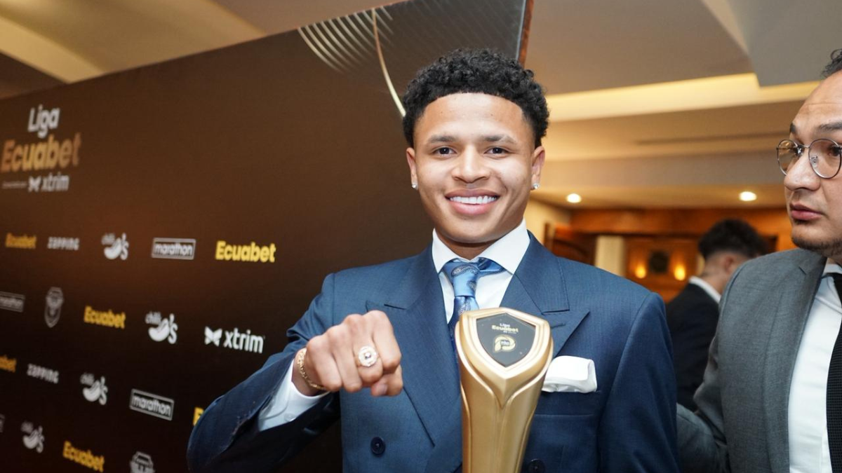 Patrick Mercado es el mejor jugador de la temporada.