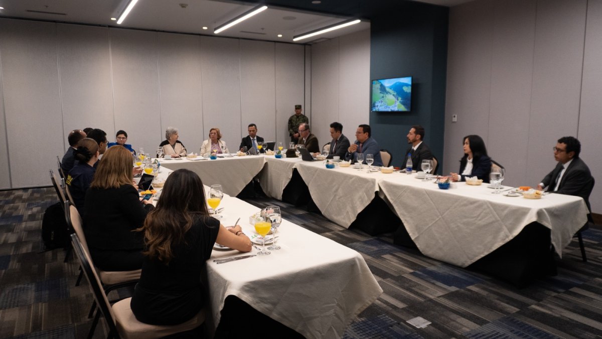 La delegación colombiana es liderada por la canciller Yolanda Villavicencio.