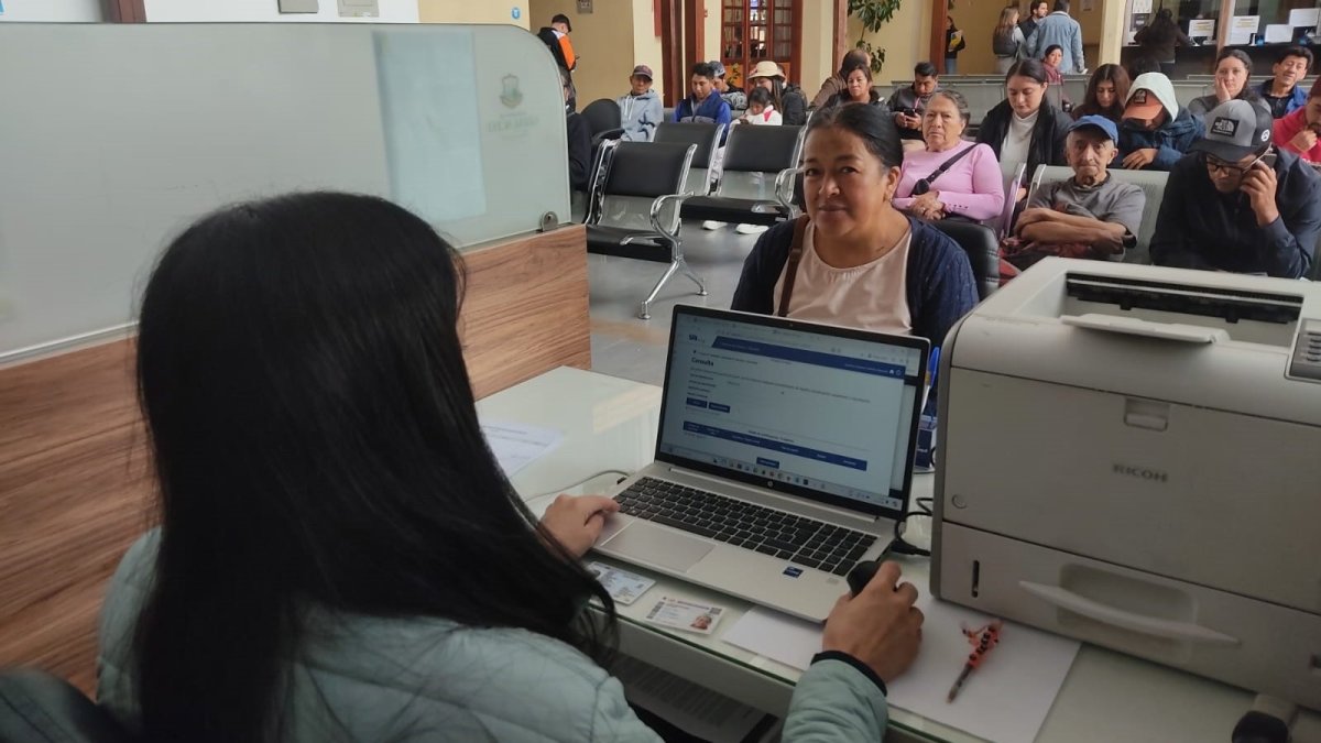 El SRI habilita el formulario de proyección de gastos personales.