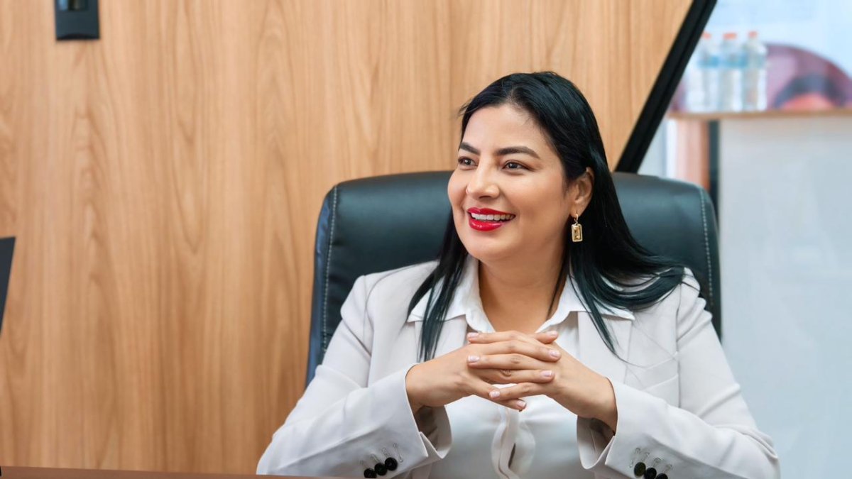 La presidenta de la Asociación de Municipalidades Ecuatorianas (AME) y alcaldesa de Muisne, Yuri Colorado.