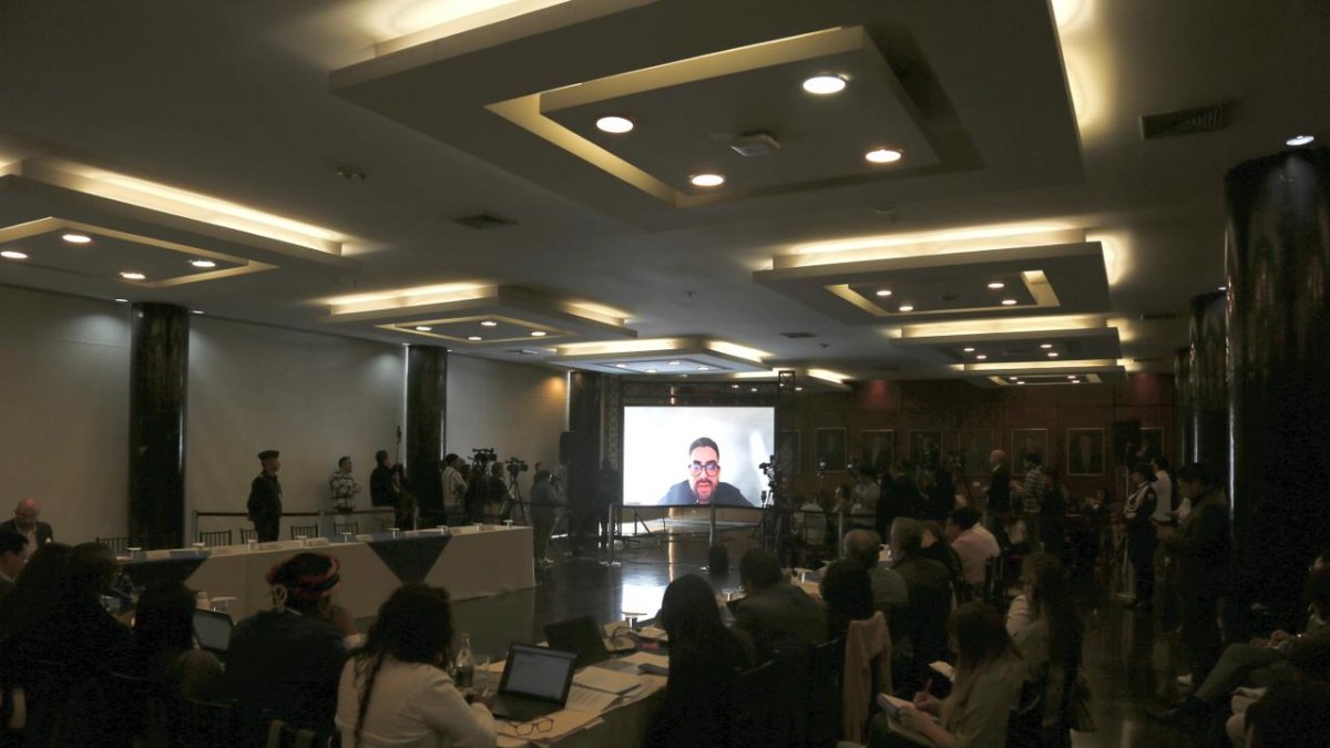 El juez anticorrupción Carlos Serrano compareció ante la Comisión de Fiscalización el 6 de febrero de 2026.