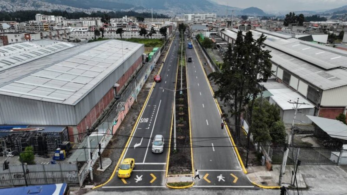 La avenida Lira Ñan, en el sur de Quito, fue rehabiltada a inicios de 2026.