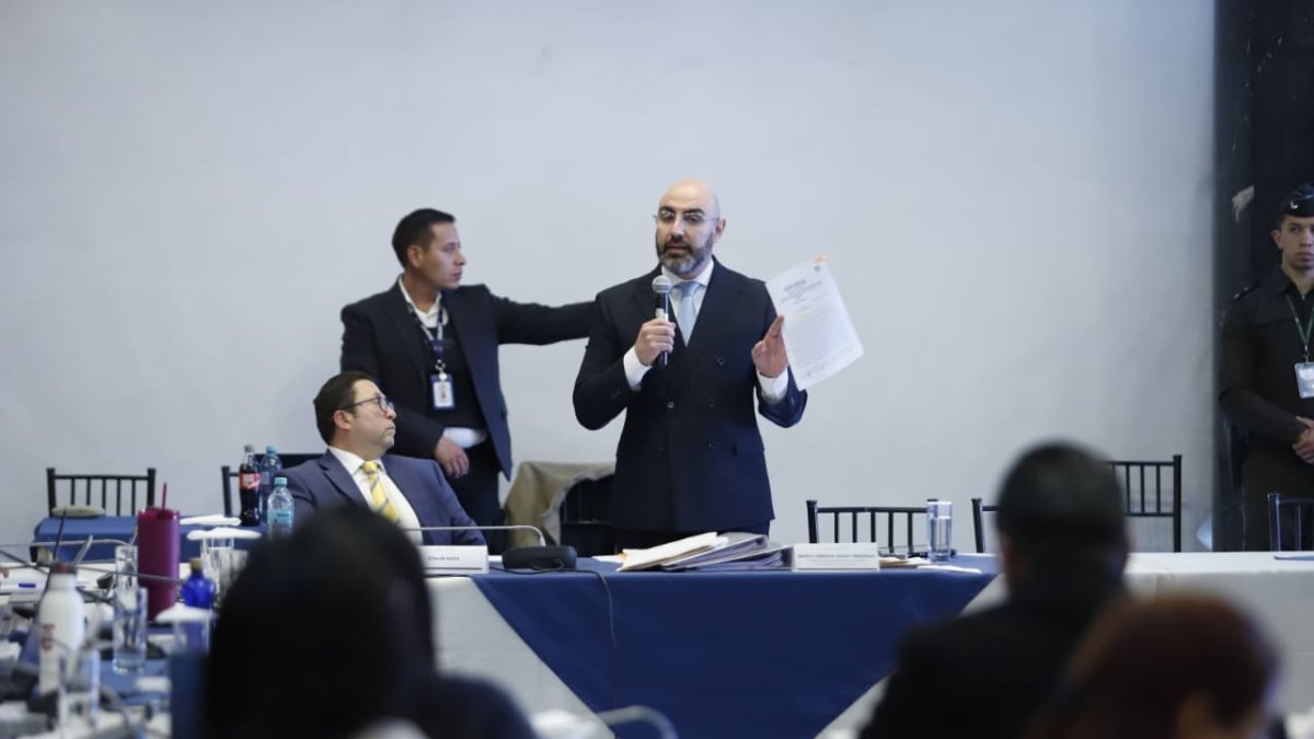 El presidente del Consejo de la Judicatura, Mario Godoy, practicó las pruebas documentales de descargo en su juicio político.