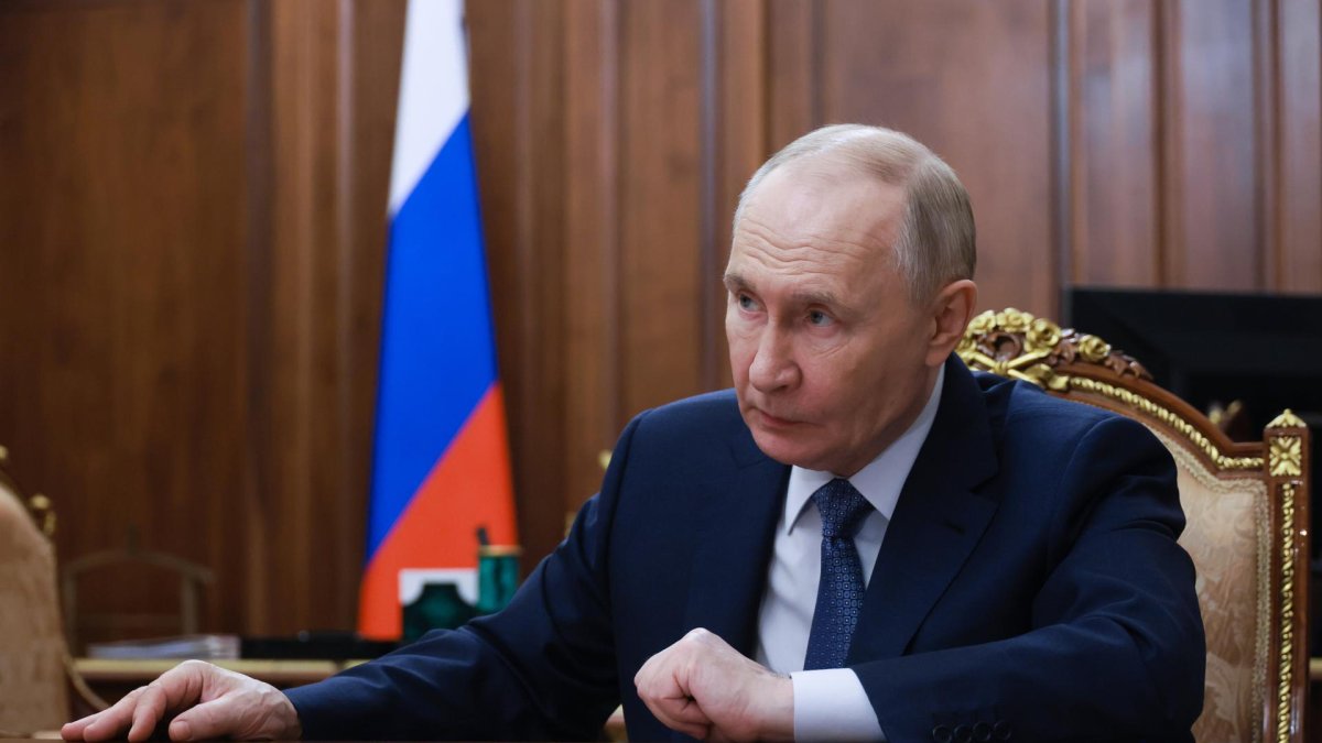 El presidente ruso, Vladímir Putin, se reúne con el alcalde de Moscú en el Kremlin, Moscú, Rusia, 9 de febrero de 2026.