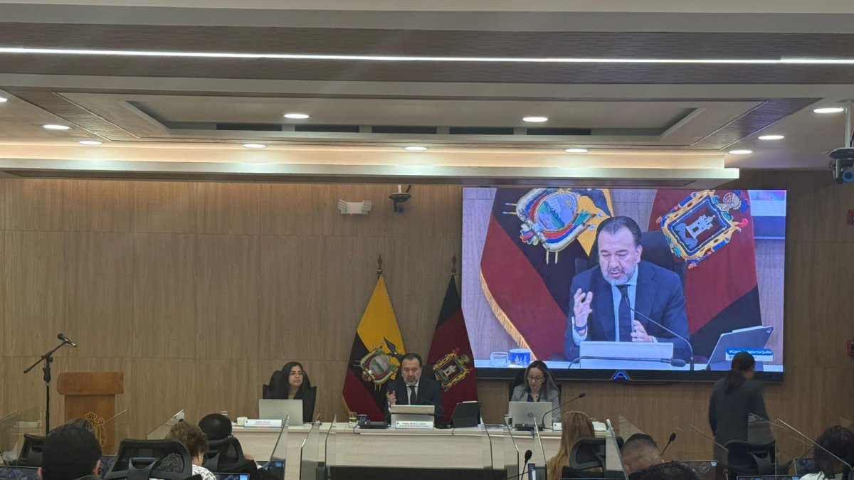 Sesión del Concejo Metropolitano de Quito realizada el 10 de febrero de 2026, en la que no se incorporó el debate sobre el río Monjas.