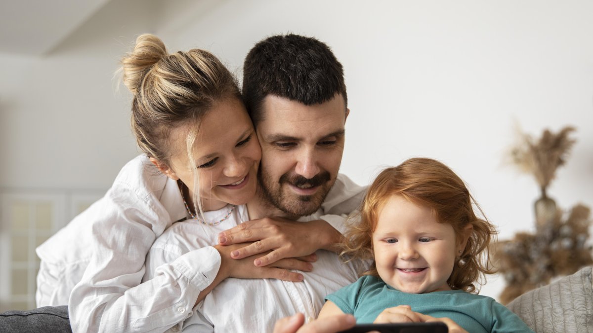 Estrategias efectivas para padres, educadores y plataformas digitales.