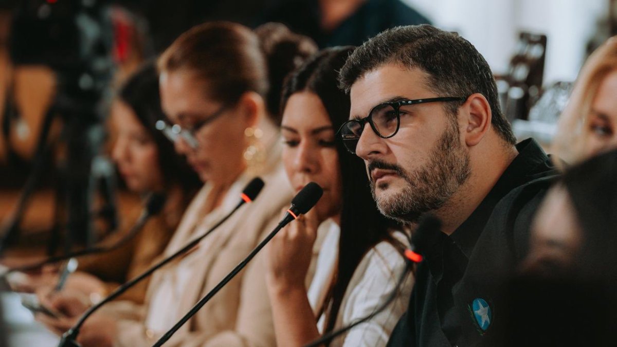 El alcalde de Guayaquil, Aquiles Álvarez, en sesión del Concejo Cantonal.