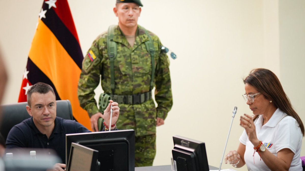 El presidente Daniel Noboa convocó a sus ministros en la ciudad de Loja.