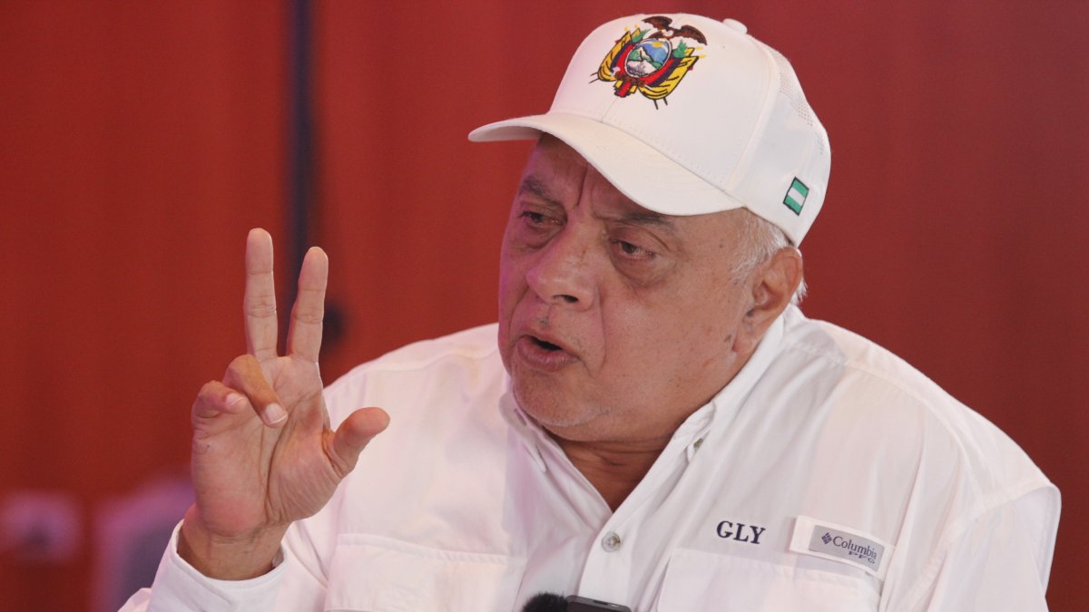 Galo Lara descarta reemplazar a Nataly Morillo.