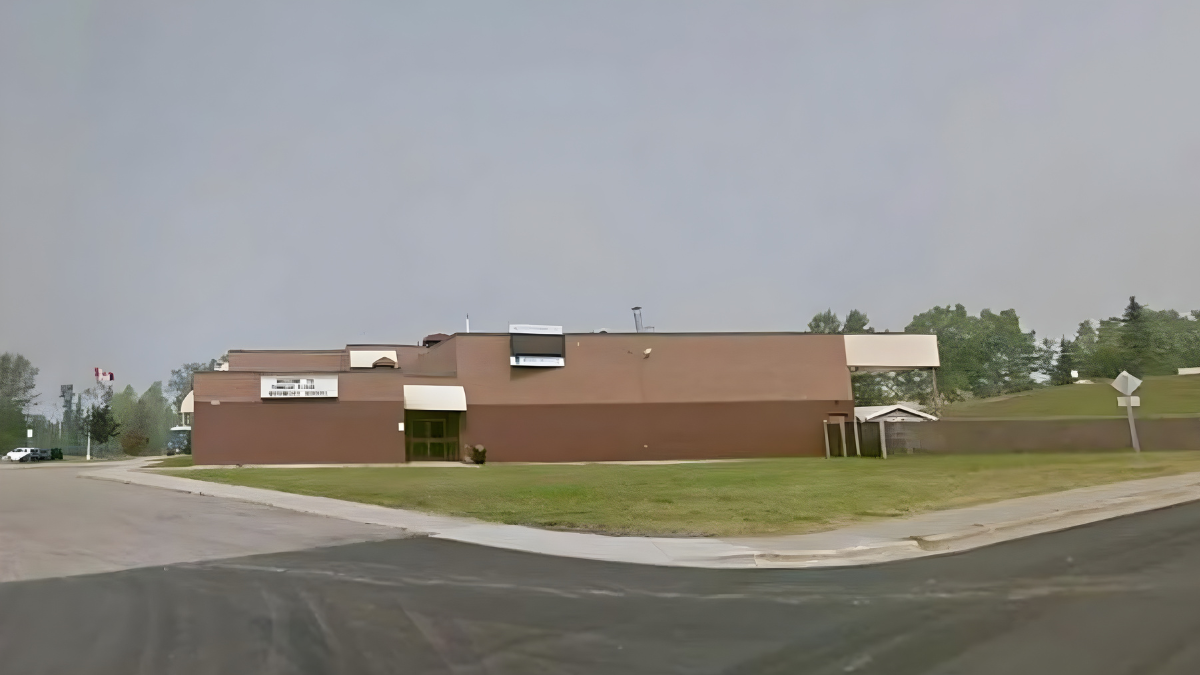 Referencial. Vista de la escuela canadiense donde se registró el tiroteo más grave en décadas