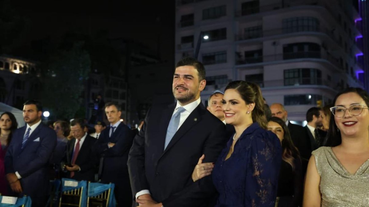 Aquiles Álvarez y su esposa.