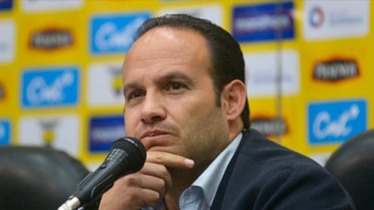 El presidente de la Ecuatorina de Fútbol, Francisco Egas, aspira a un tercer mandato en el cargo.