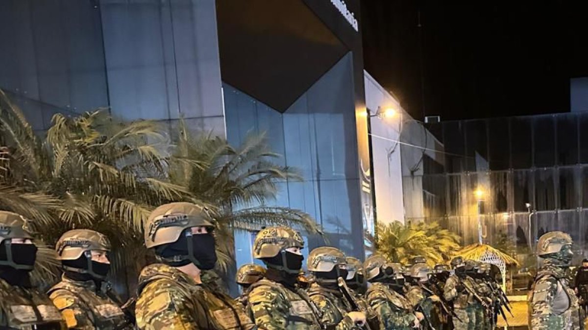 Juanita Goebertus señala que las disposiciones difundidas en los últimos días constituyen un ataque directo a la libertad de expresión y de información.