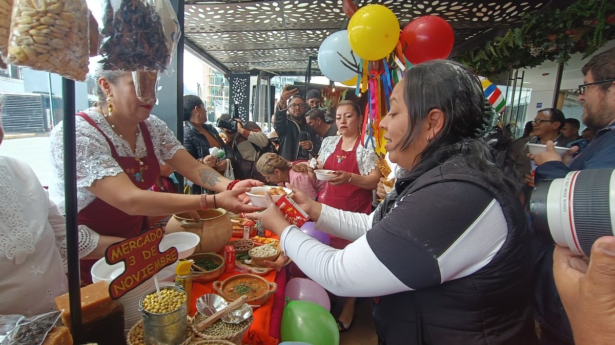 La gastronomía de Ecuador atrae turismo.