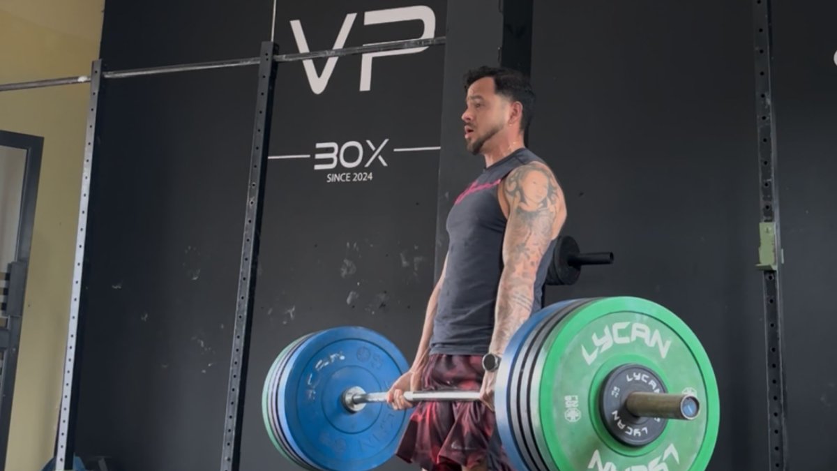 Calentamiento, técnica correcta, descanso e hidratación son claves para evitar lesiones.