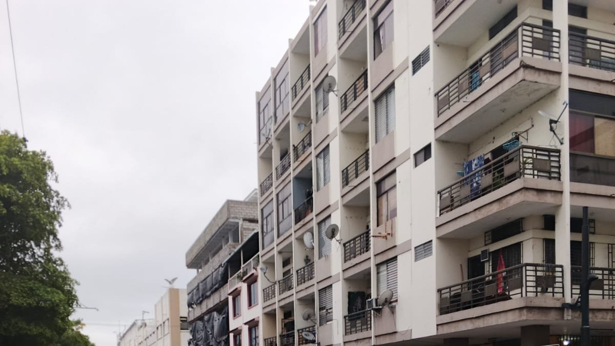 Varias calles cercanas al sitio del incendio se encuentran cerradas.