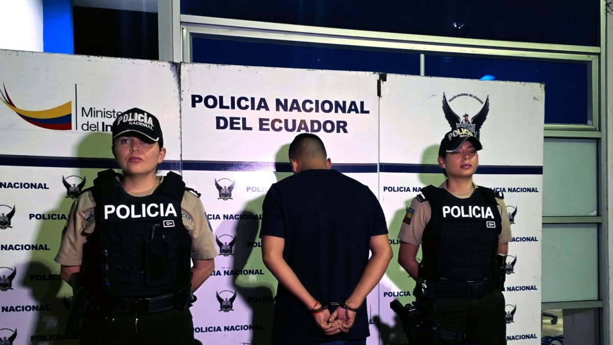 En el operativo, la Policía detuvo a un hombre implicado en el robo a estudiantes e Cumbayá.