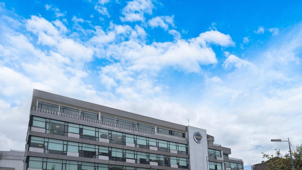 Fachada de la Contraloría General del Estado.