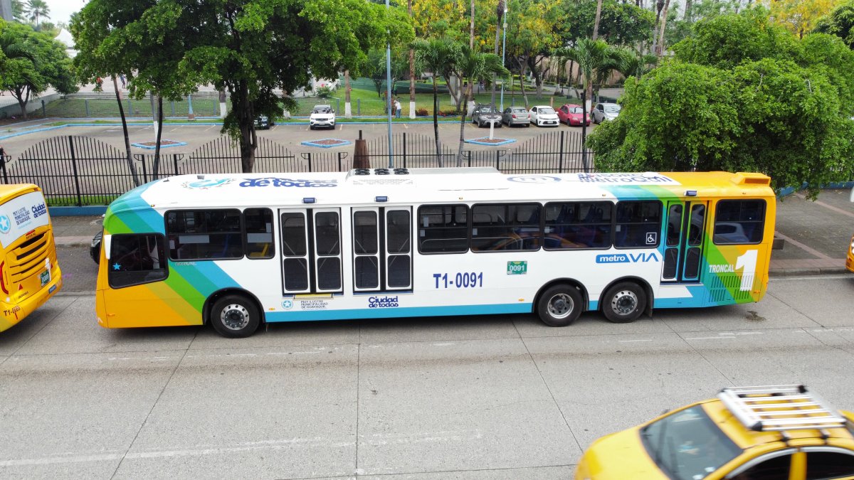 Nuevos buses de Metrovía para la Troncal 1