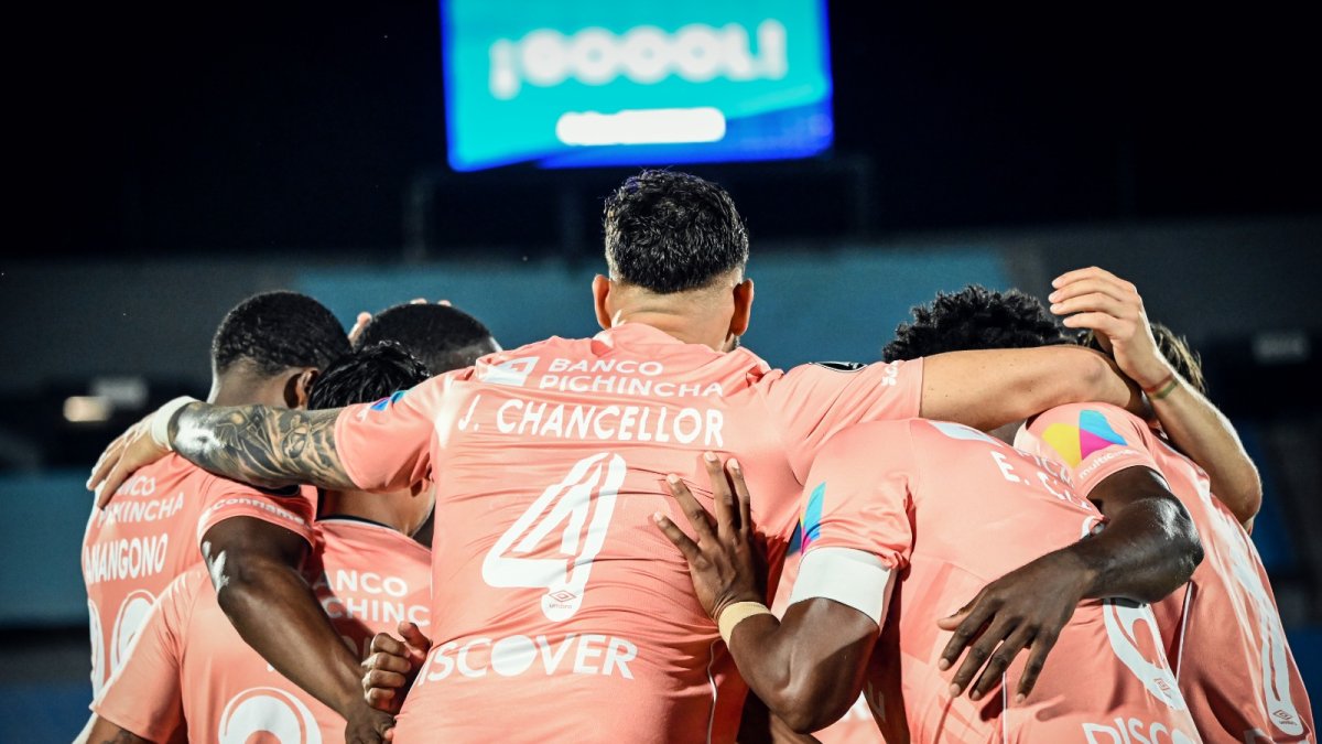 La clasificación entre Católica y Juventud de Uruguay se cerró la noche del jueves en el Olímpico Atahualpa. El Trencito llegaba con ventaja (1-0), pero no la sostuvo